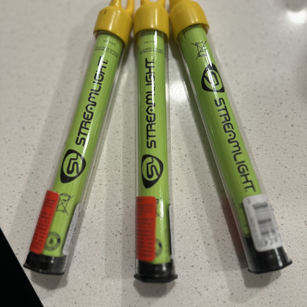 Streamlight Yellow Flashlight Battery - Picture 2 of 3